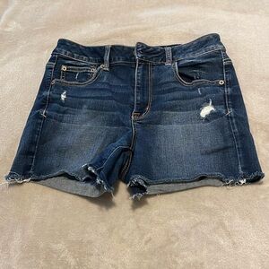 American Eagle Lightly Distressed Shorts Dark Blue Denim Size 10